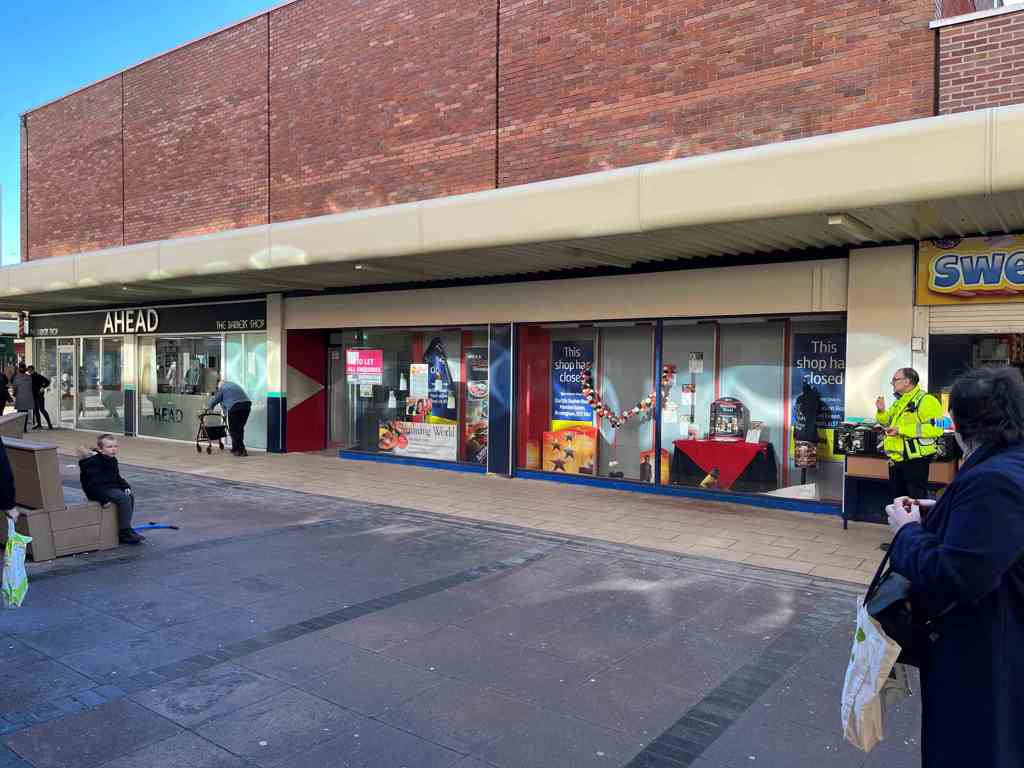 Unit 42C-D, Chelmsley Wood Shopping Centre, 12 Chestnut Walk, Chelmsley Wood, Birmingham, West Midlands, B37 5TT