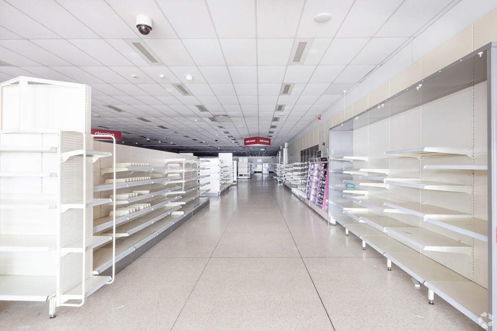 Longton Exchange Shopping Centre, Unit 10, Chancery Ln ST3 1NQ