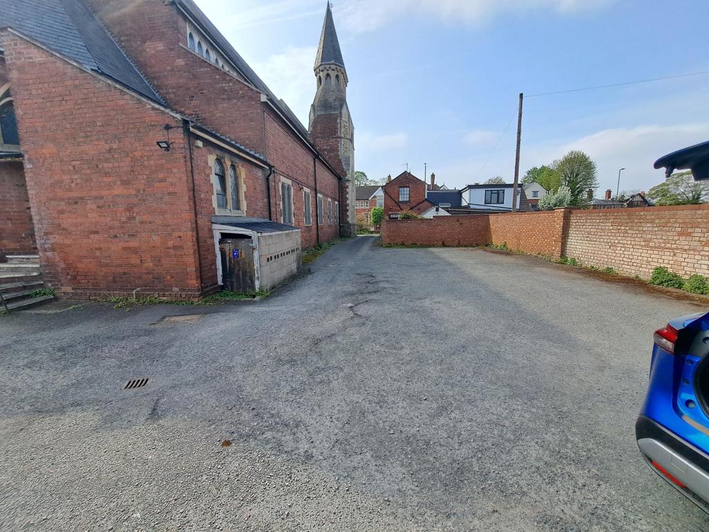 Eignbrook United Reformed Church, 138 Eign Street, Hereford, Herefordshire, HR4 0AP