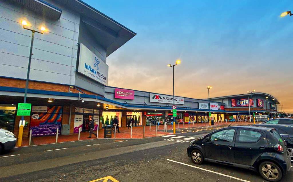 Unit 5 Astle Retail Park, West Bromwich, West Midlands, B70 8NS