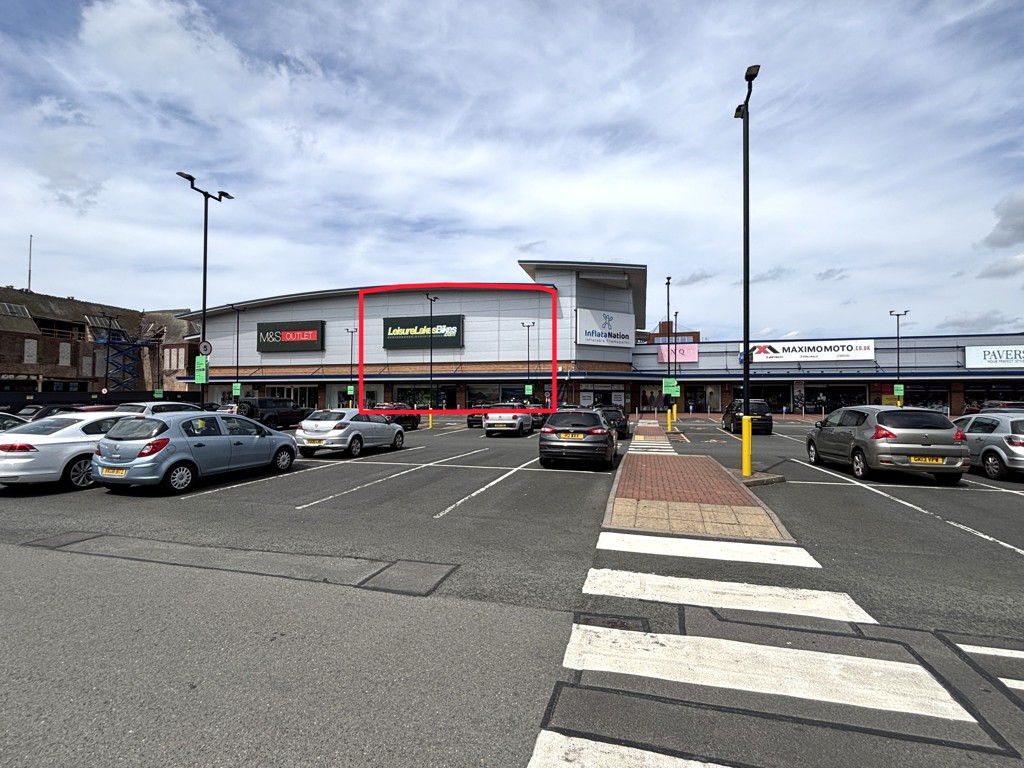 Unit 5 Astle Retail Park, West Bromwich, West Midlands, B70 8NS