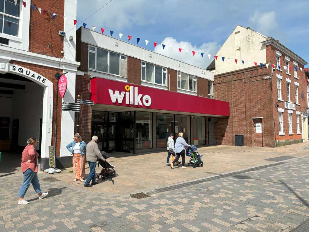 First Floor, 21 High Street, Uttoxeter, Staffordshire, ST14 7HN