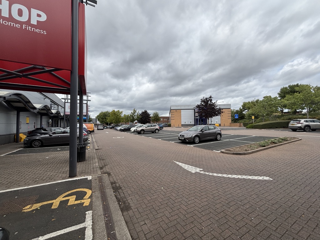 Unit 4, Trident Retail Park, Birmingham, West Midlands, B9 4EH