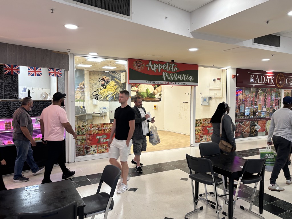 Unit 16, 29 Wulfrun Way, Wulfrun Shopping Centre, Wolverhampton, WV1 3HH