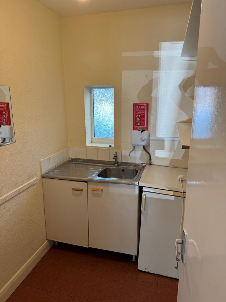 74b Walsall Road, Four Oaks, Sutton Coldfield, West Midlands, B74 4QY