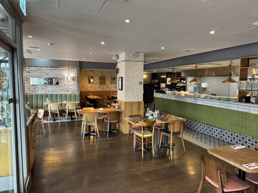 3 Derby Road, Ashby-De-La-Zouch, Leicestershire, LE65 2HF