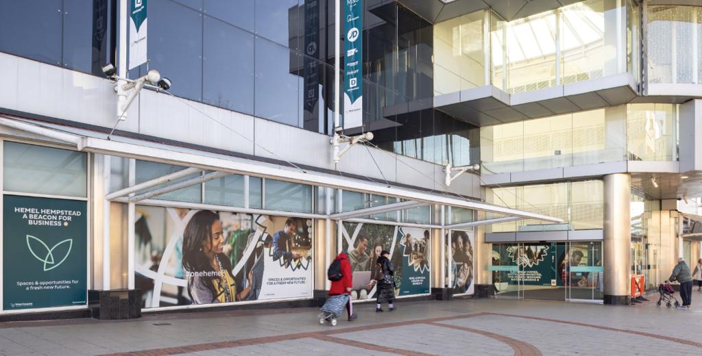 Unit 1, The Marlowes Centre, Marlowes, Hemel Hempstead, Hertfordshire, HP1 1DX