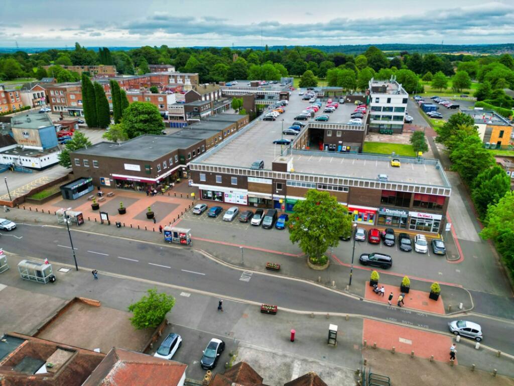 Unit 11, Anchor Parade, Aldridge Shopping Centre, Aldridge, West Midlands, WS9 8QS