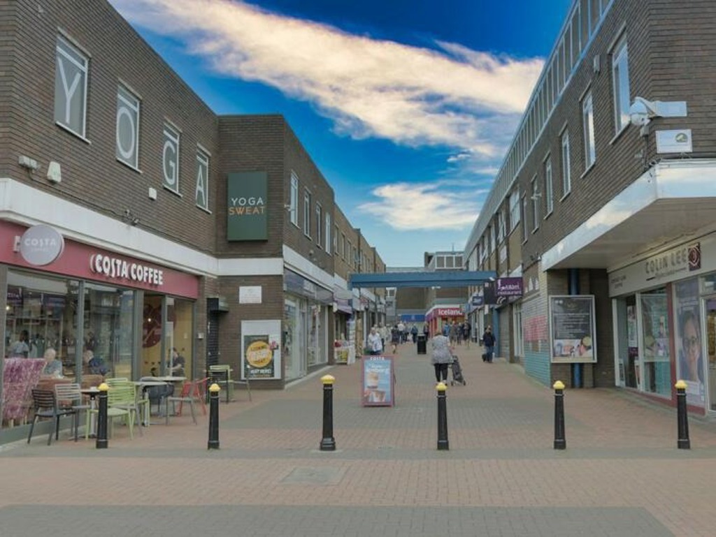 Unit 44, The Square, Aldridge Shopping Centre, Aldridge, West Midlands, WS9 8QS