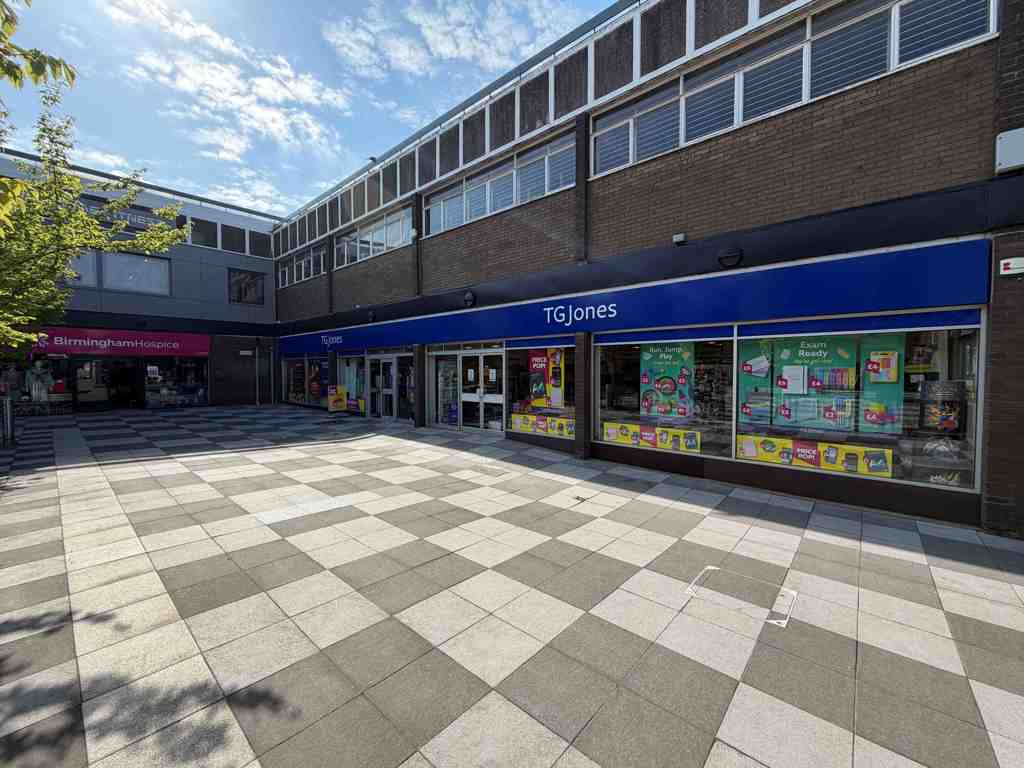 Unit 44, The Square, Aldridge Shopping Centre, Aldridge, West Midlands, WS9 8QS