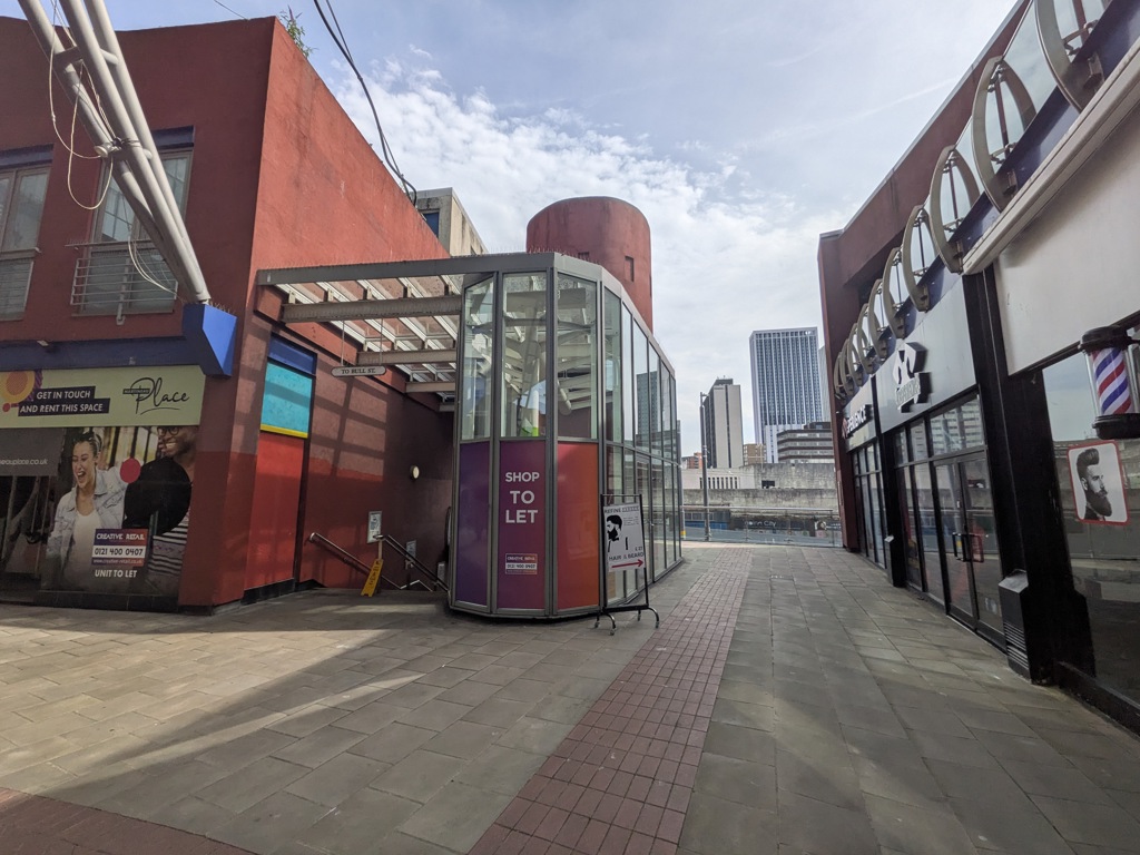 Kiosk, Martineau Place, Corporation Street, Birmingham, B2 4UW