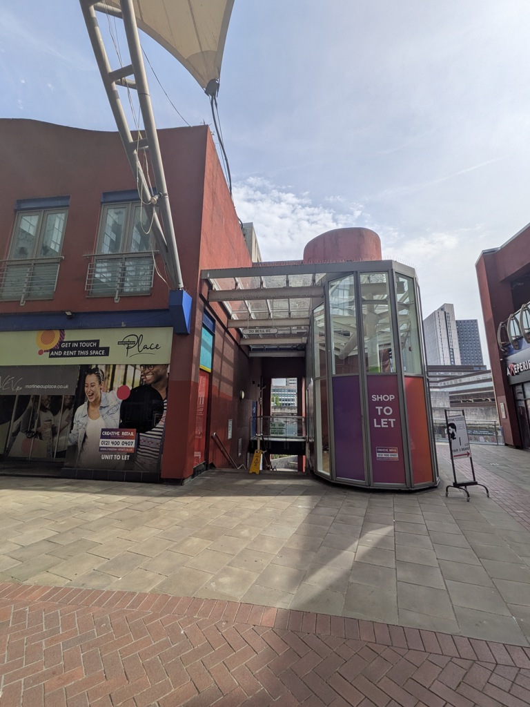 Kiosk, Martineau Place, Corporation Street, Birmingham, B2 4UW