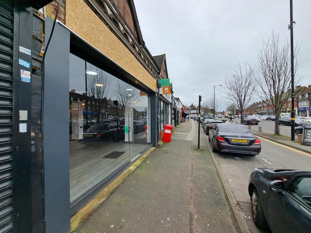 423 Birmingham Road, Wylde Green, Sutton Coldfield, West Midlands, B72 1AX